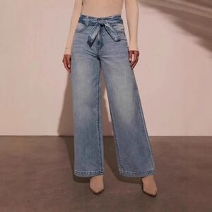 2025 Hottest High Waisted Jeans Wide leg Sz Med NEW BOUTIQUE JEANS UNBRANDED.